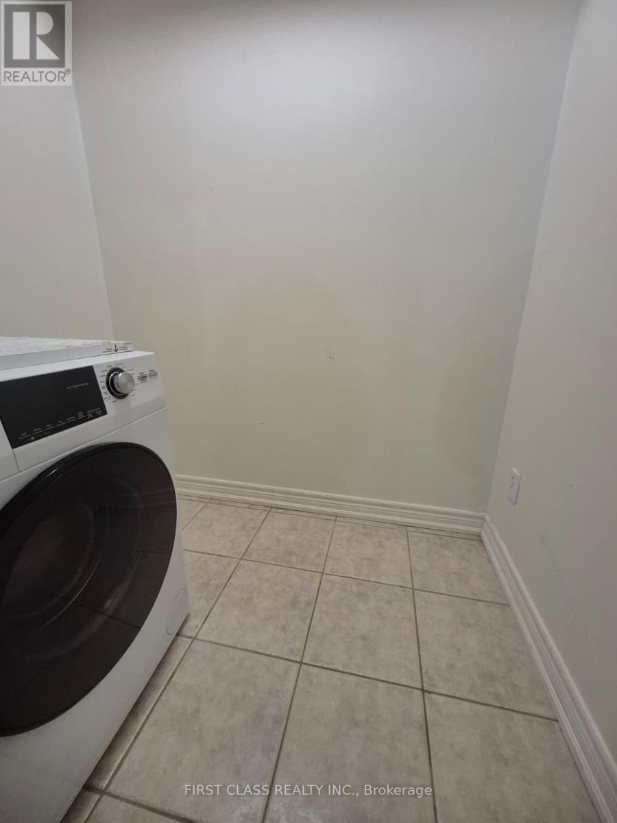 404 - 684 Warden Avenue, Toronto, Ontario  M1L 4W4 - Photo 12 - E12849622