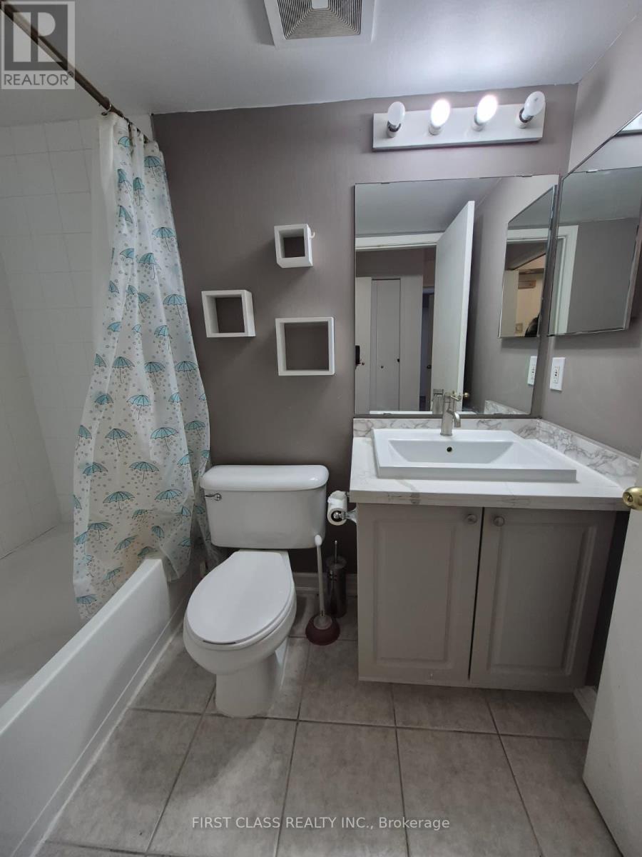 404 - 684 Warden Avenue, Toronto, Ontario  M1L 4W4 - Photo 13 - E12849622