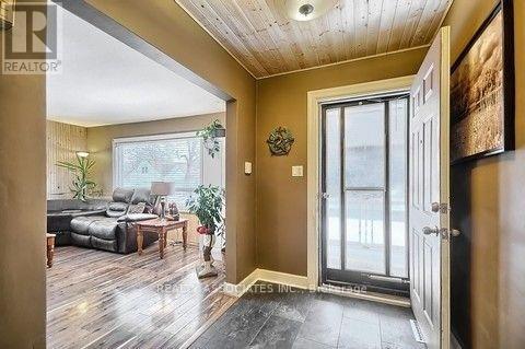 20 King Street, Georgina, Ontario  L0E 1R0 - Photo 5 - N12967802