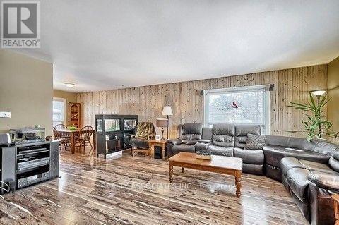 20 King Street, Georgina, Ontario  L0E 1R0 - Photo 6 - N12967802