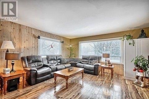 20 King Street, Georgina, Ontario  L0E 1R0 - Photo 7 - N12967802