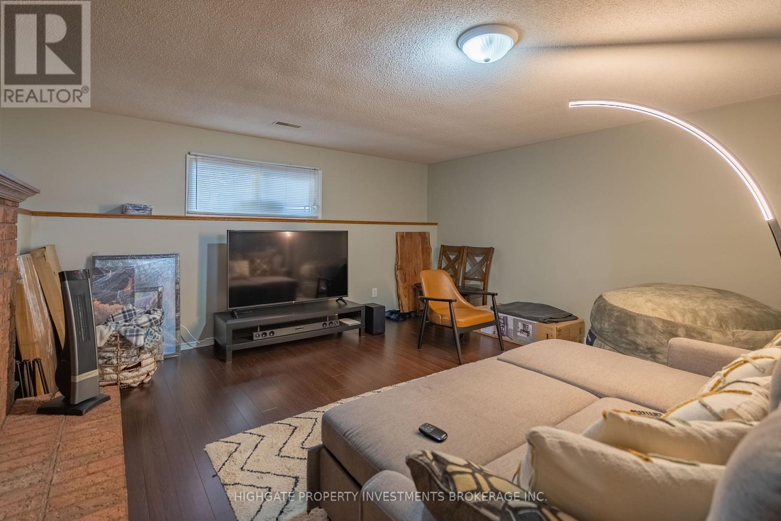 Upper - 36 Rosenfeld Drive, Barrie (Grove East), Ontario  L4M 5X2 - Photo 18 - S12967850