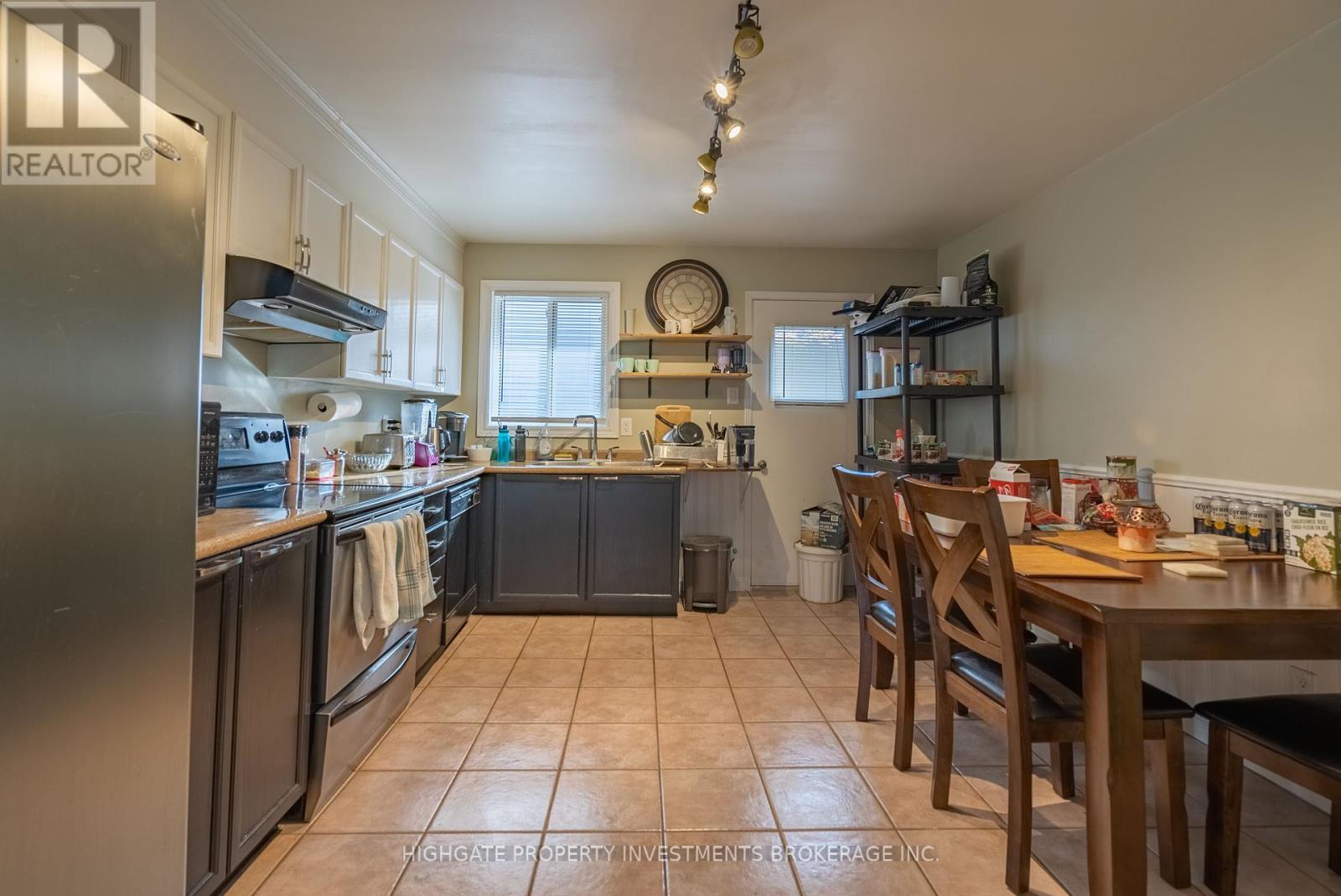 Upper - 36 Rosenfeld Drive, Barrie (Grove East), Ontario  L4M 5X2 - Photo 6 - S12967850