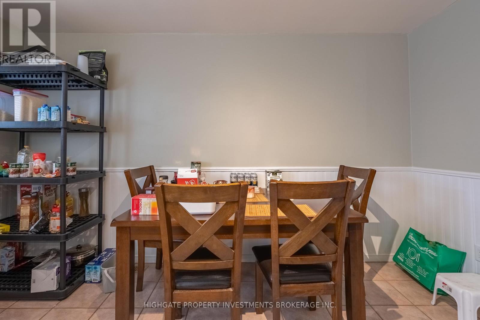 Upper - 36 Rosenfeld Drive, Barrie (Grove East), Ontario  L4M 5X2 - Photo 7 - S12967850