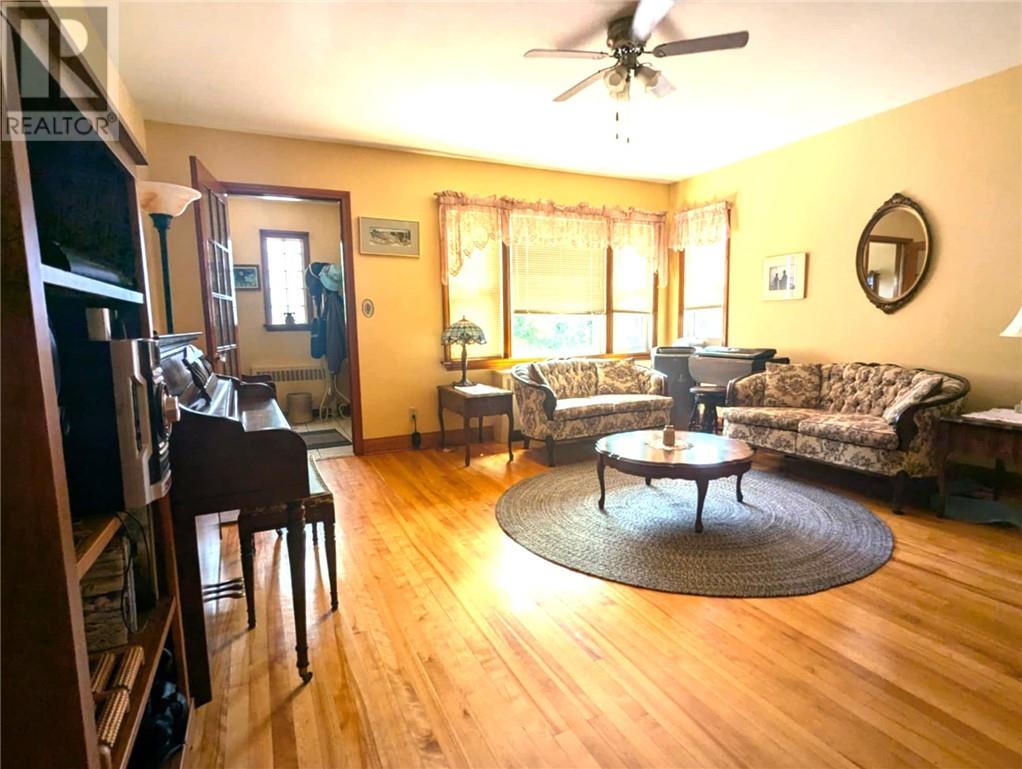 251 D'youville Street, Sudbury, Ontario  P3C 5G1 - Photo 4 - 2127027