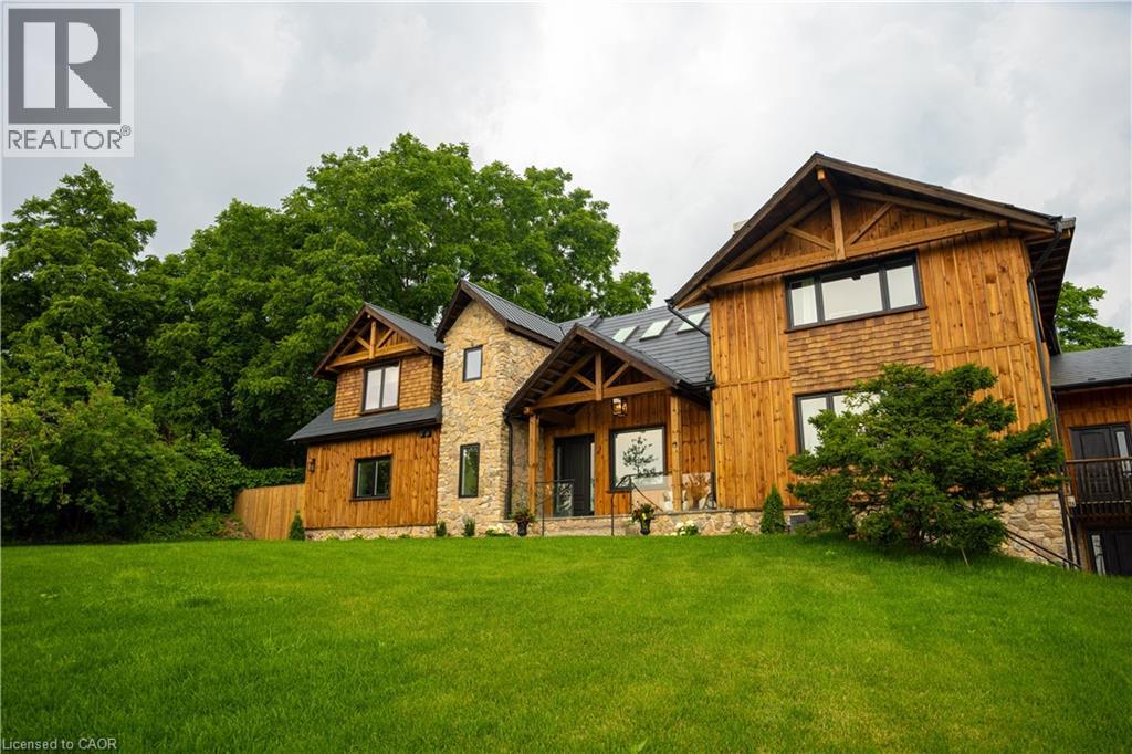 2019 Dundas Street, Burlington, Ontario  L7P 0S8 - Photo 2 - 40818324