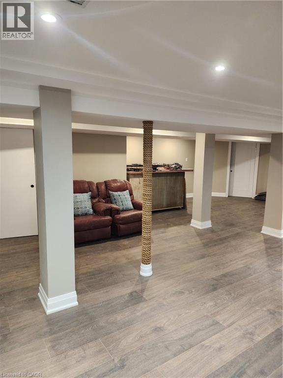 2019 Dundas Street, Burlington, Ontario  L7P 0S8 - Photo 30 - 40818324