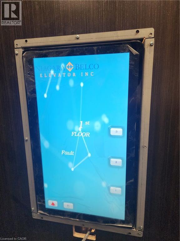 2019 Dundas Street, Burlington, Ontario  L7P 0S8 - Photo 8 - 40818324