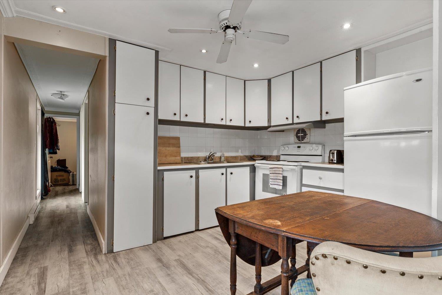 28 3942 Columbia Valley Road, Cultus Lake East, Cultus Lake, British Columbia  V2R 5B1 - Photo 3 - R3107057