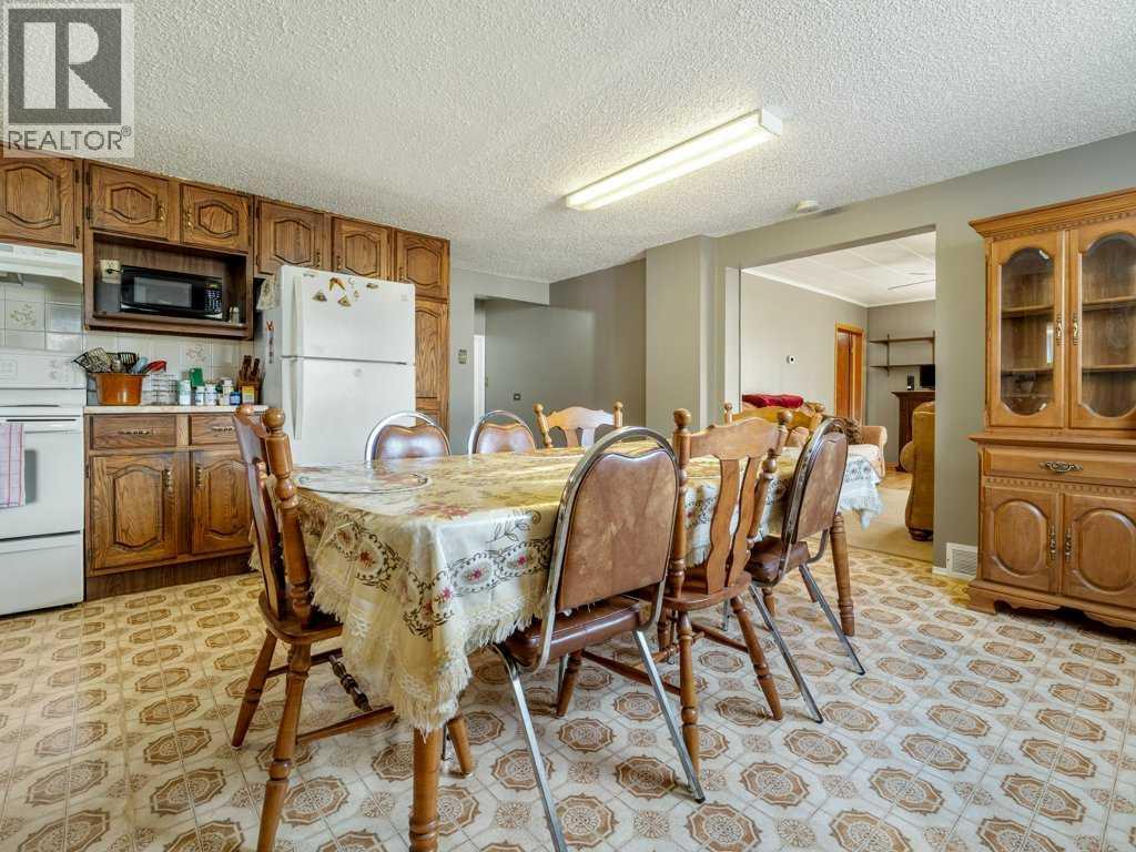 8109 16 Avenue, Coleman, Alberta  T0K 0M0 - Photo 16 - A2268502