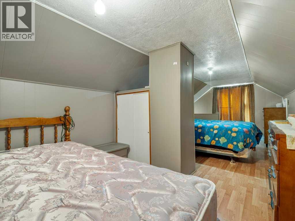 8109 16 Avenue, Coleman, Alberta  T0K 0M0 - Photo 32 - A2268502