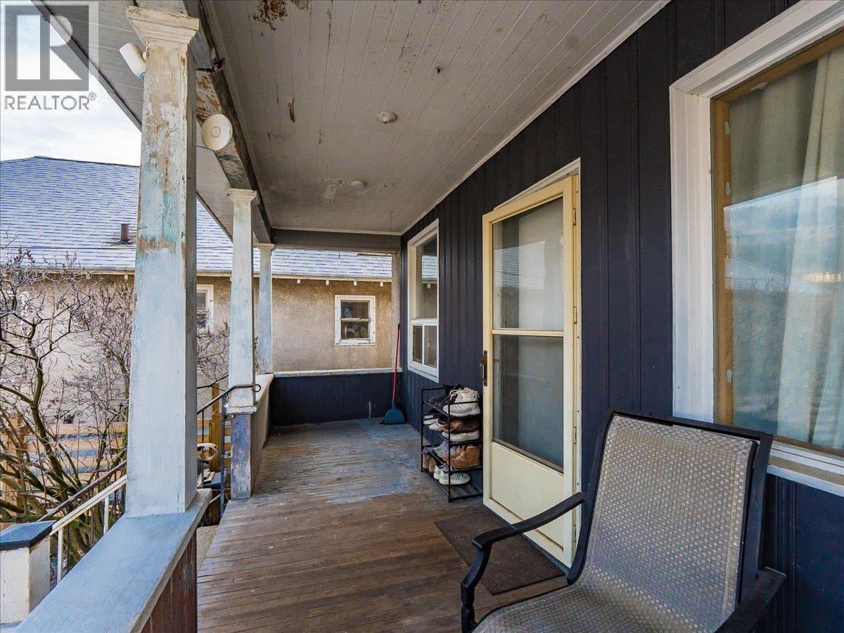 1706 Fourth Avenue, Trail, British Columbia  V1R 1S8 - Photo 12 - 10375475