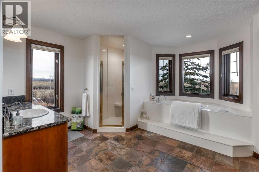 41127 Township Road 283, Rural Rocky View County, Alberta  T4C 2W6 - Photo 37 - A2268541