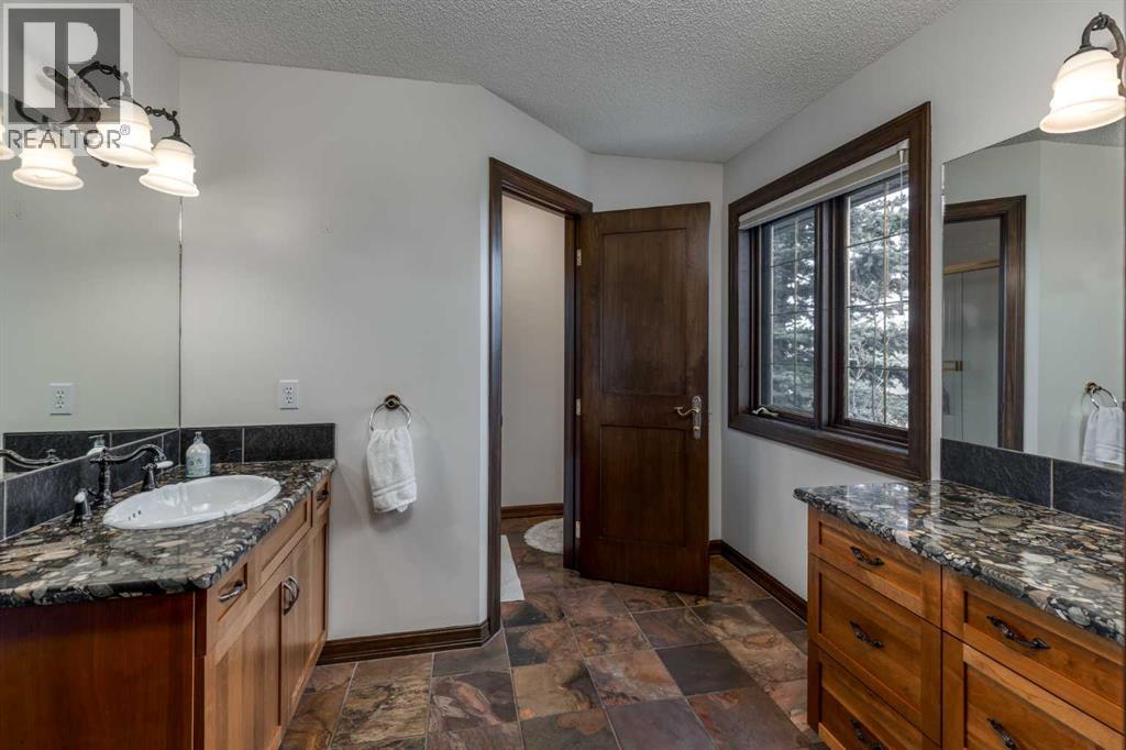 41127 Township Road 283, Rural Rocky View County, Alberta  T4C 2W6 - Photo 40 - A2268541