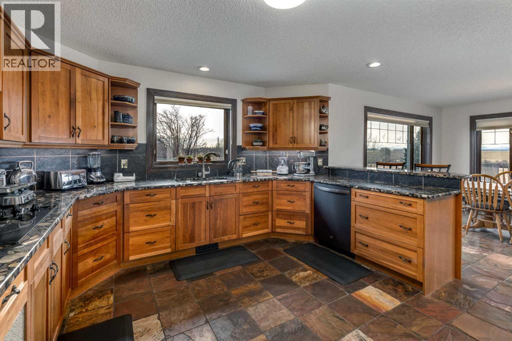 41127 Township Road 283, Rural Rocky View County, Alberta  T4C 2W6 - Photo 31 - A2268541