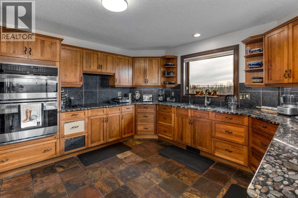 41127 Township Road 283, Rural Rocky View County, Alberta  T4C 2W6 - Photo 30 - A2268541