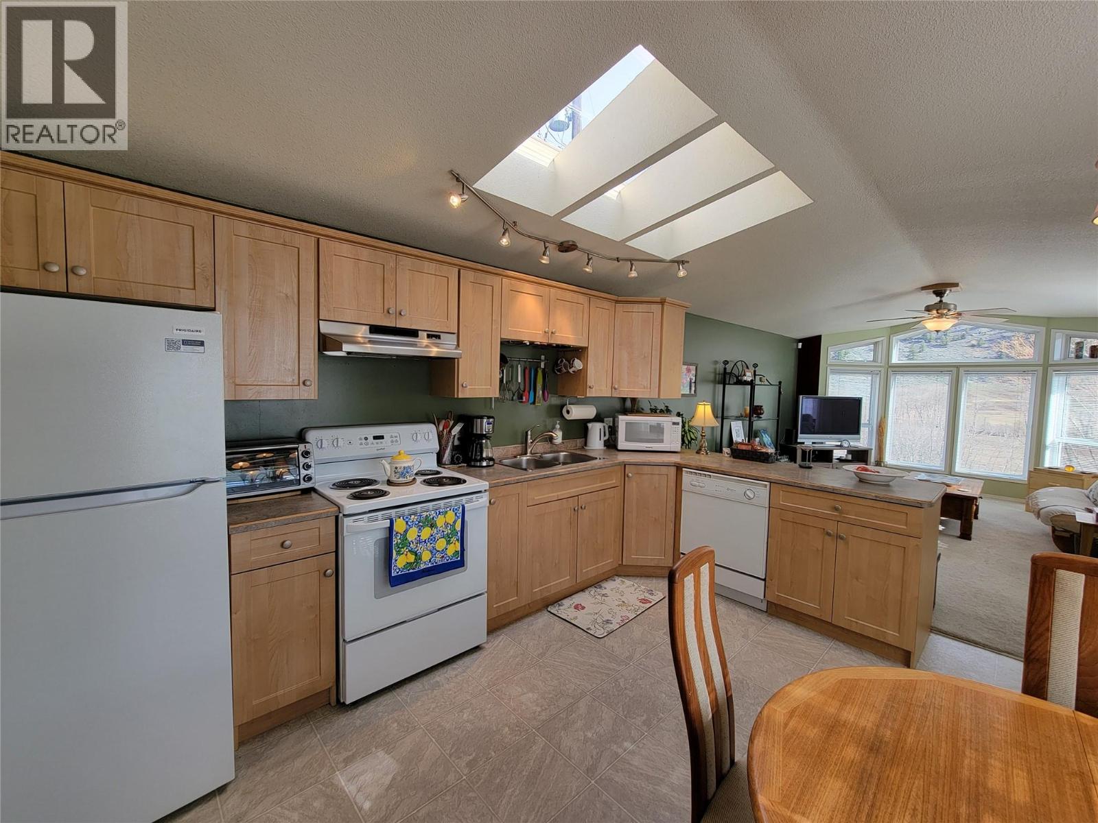 1292 Highway 3a Unit# 19, Keremeos, British Columbia  V0X 1N4 - Photo 6 - 10378296