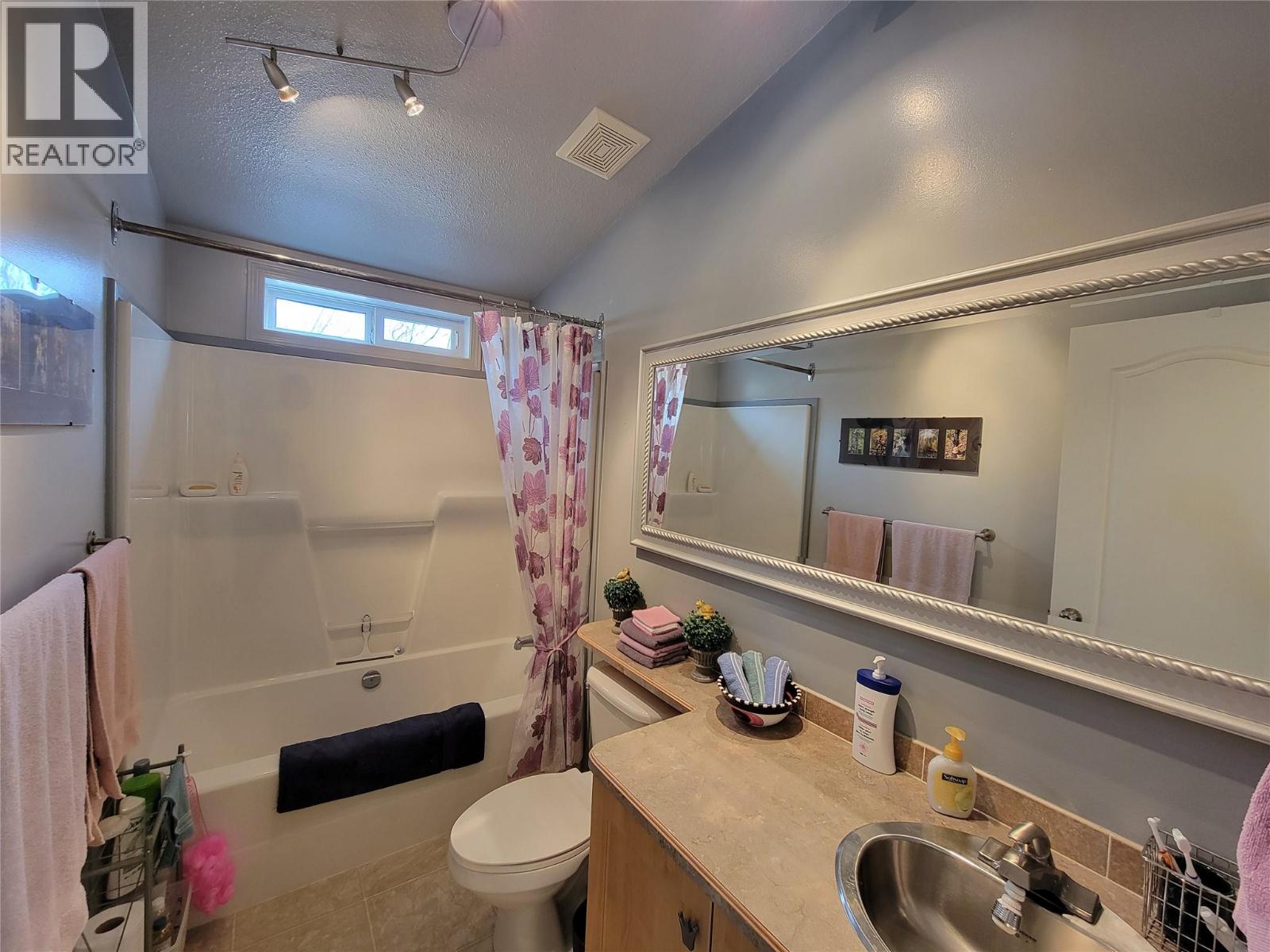 1292 Highway 3a Unit# 19, Keremeos, British Columbia  V0X 1N4 - Photo 18 - 10378296