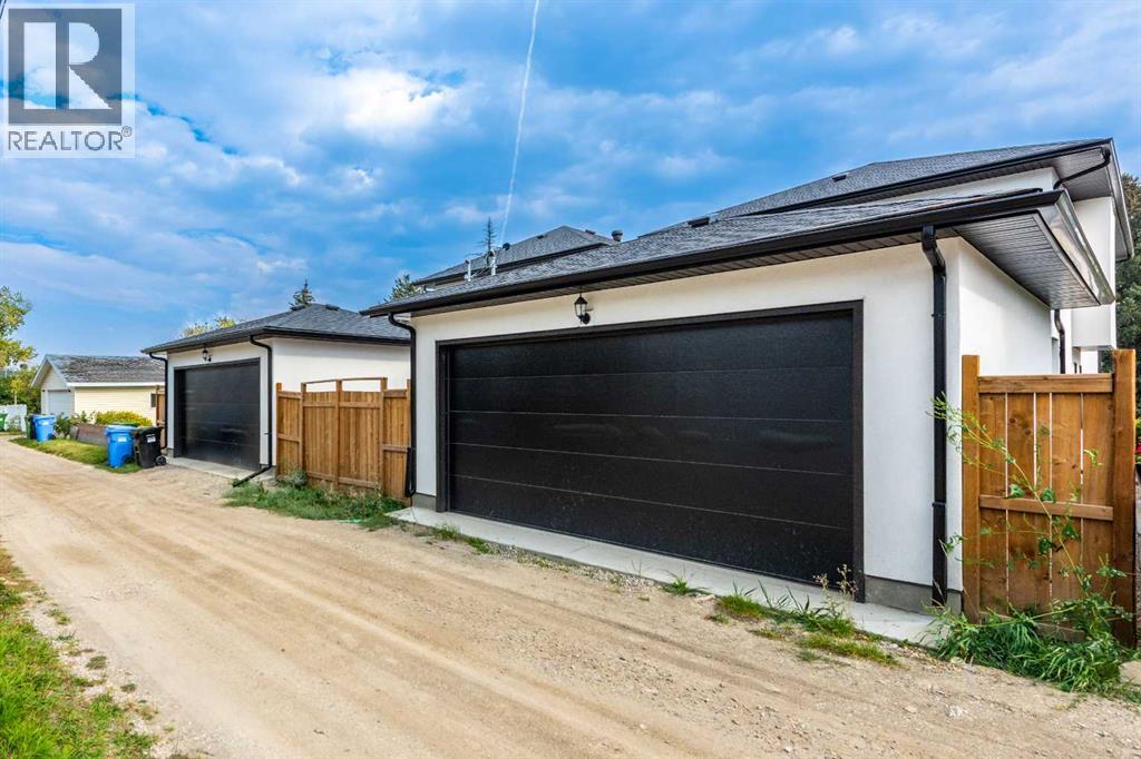 31 Harvard Street NW, Calgary, Alberta  T2K 2B5 - Photo 50 - A2288389