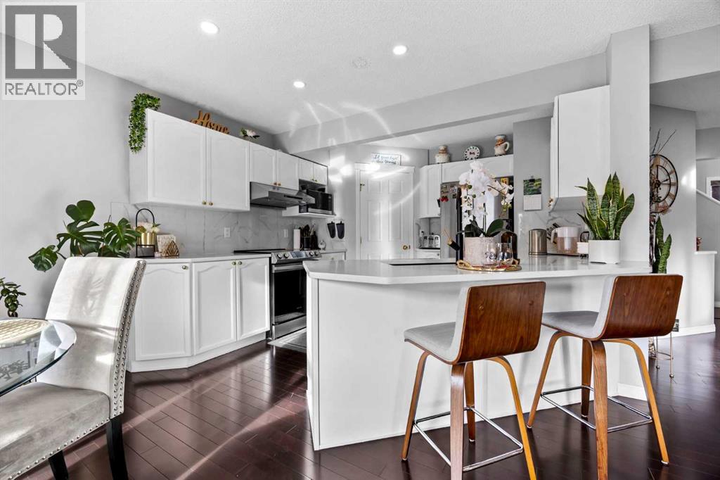 465 Panamount Boulevard NW, Calgary, Alberta  T3K 5V1 - Photo 9 - A2299107