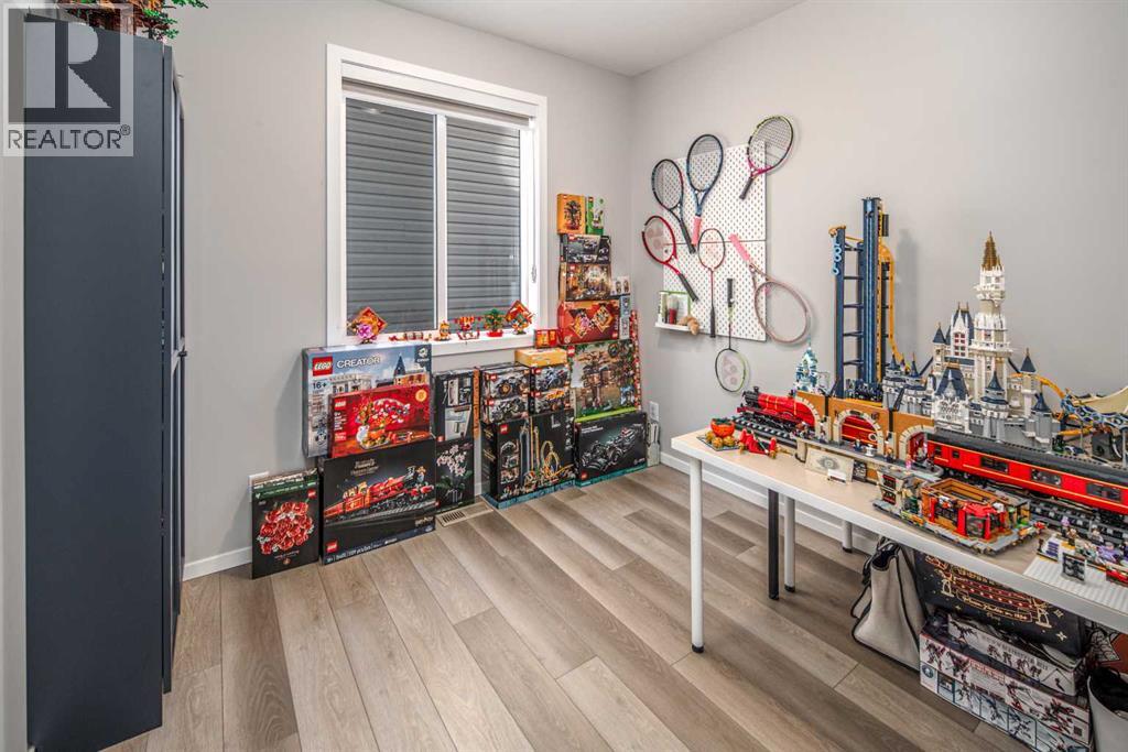 148 Carringham Road Nw, Calgary, Alberta  T3P 1V3 - Photo 5 - A2297048