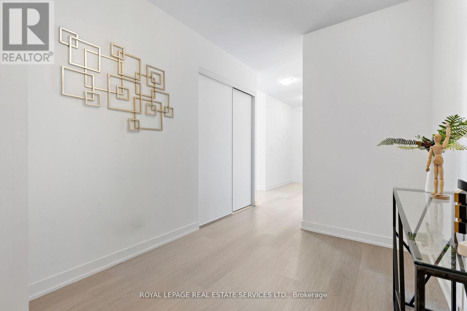 720 - 859 The Queensway, Toronto, Ontario  M8Z 1N8 - Photo 5 - W12967808