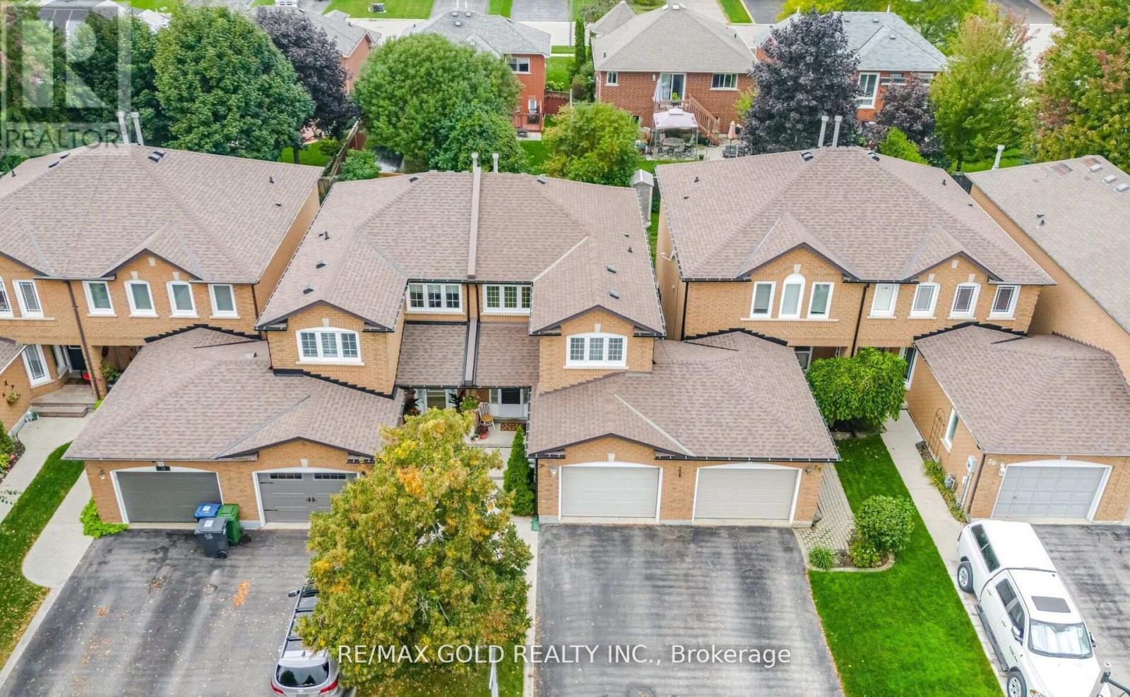 26 Flemington Drive, Caledon, Ontario  L7C 1B5 - Photo 4 - W12967810