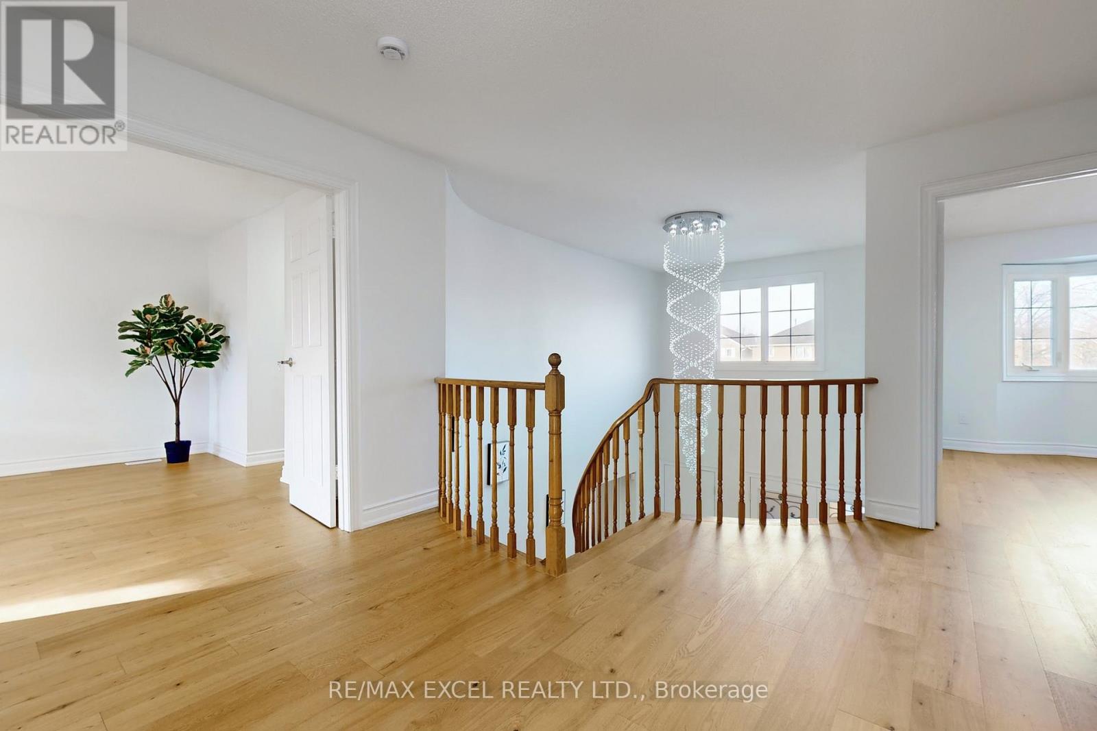 4388 Guildwood Way, Mississauga, Ontario  L5R 2A4 - Photo 24 - W12967820