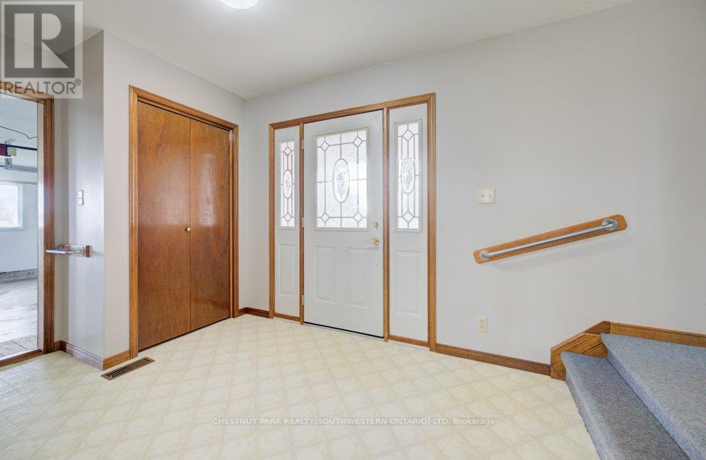 4137 Wilmot Easthope Road, Wilmot, Ontario  N3A 3S6 - Photo 5 - X12967804