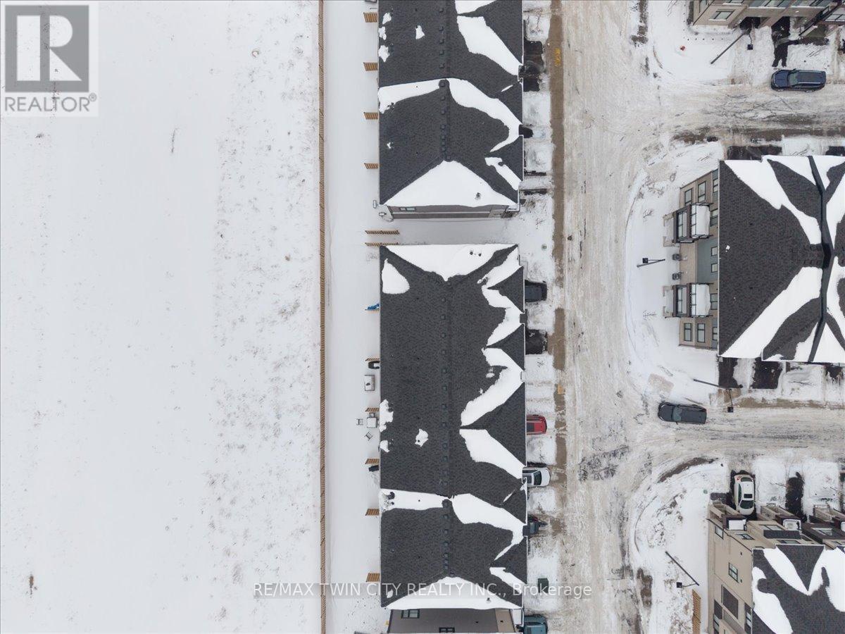 85 - 155 Equestrian Way, Cambridge, Ontario  N3E 0E7 - Photo 37 - X12967812