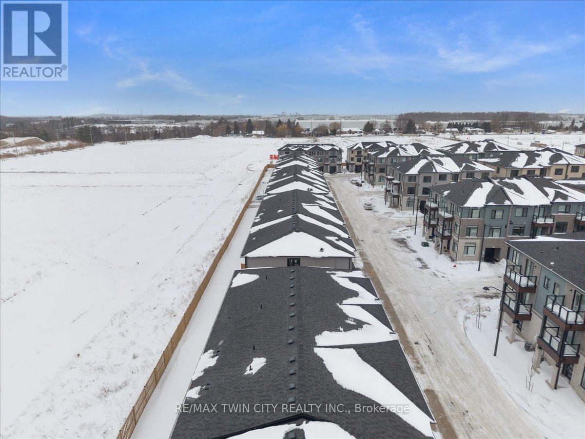 85 - 155 Equestrian Way, Cambridge, Ontario  N3E 0E7 - Photo 40 - X12967812