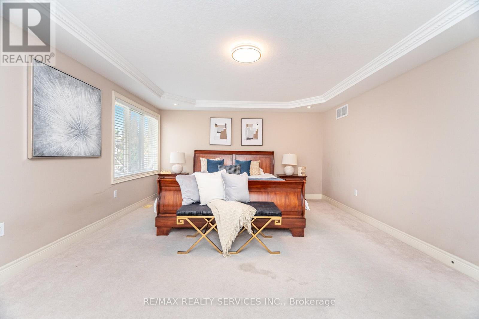 9 Lorupe Court, Hamilton, Ontario  L9G 0B4 - Photo 24 - X12967834