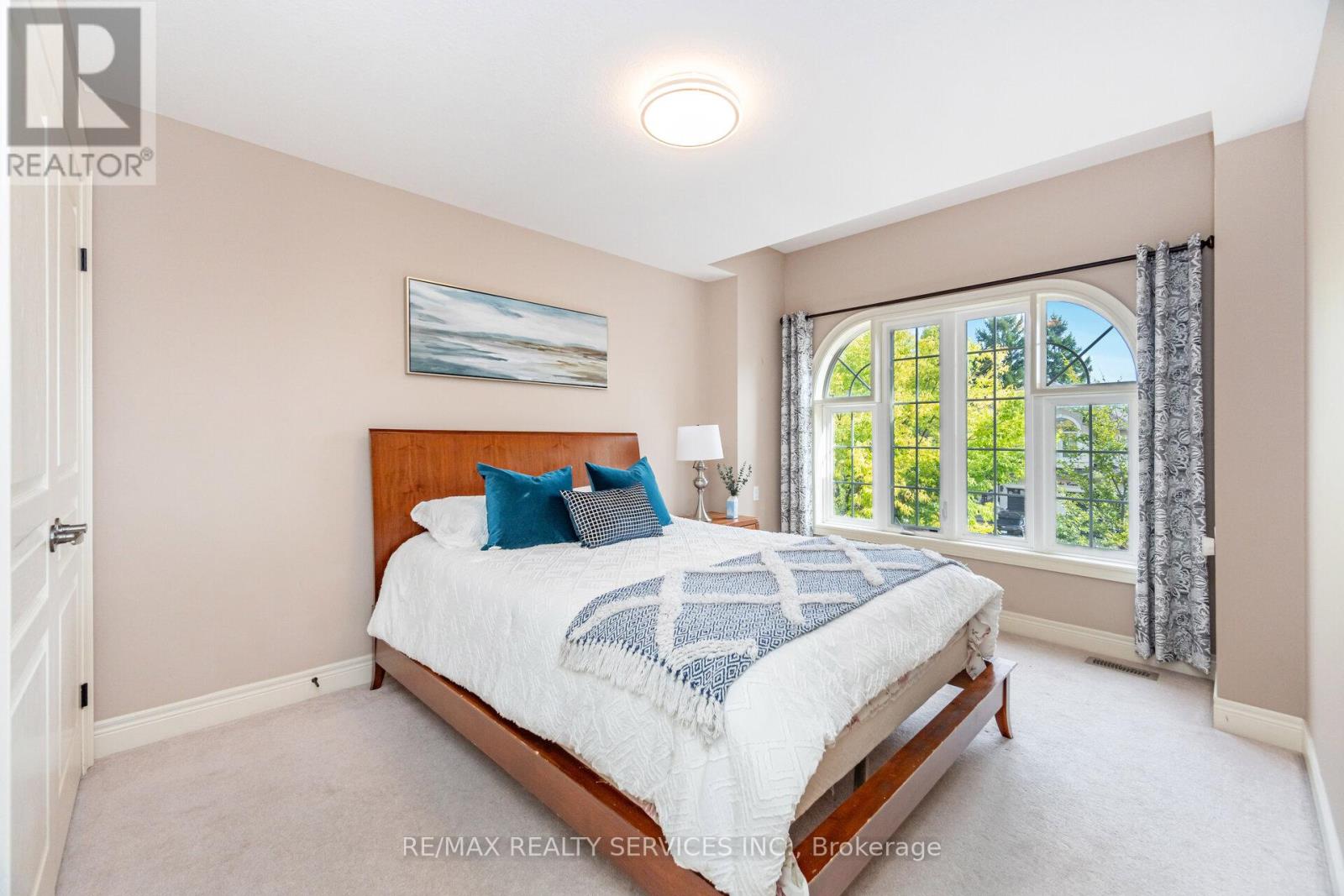 9 Lorupe Court, Hamilton, Ontario  L9G 0B4 - Photo 27 - X12967834