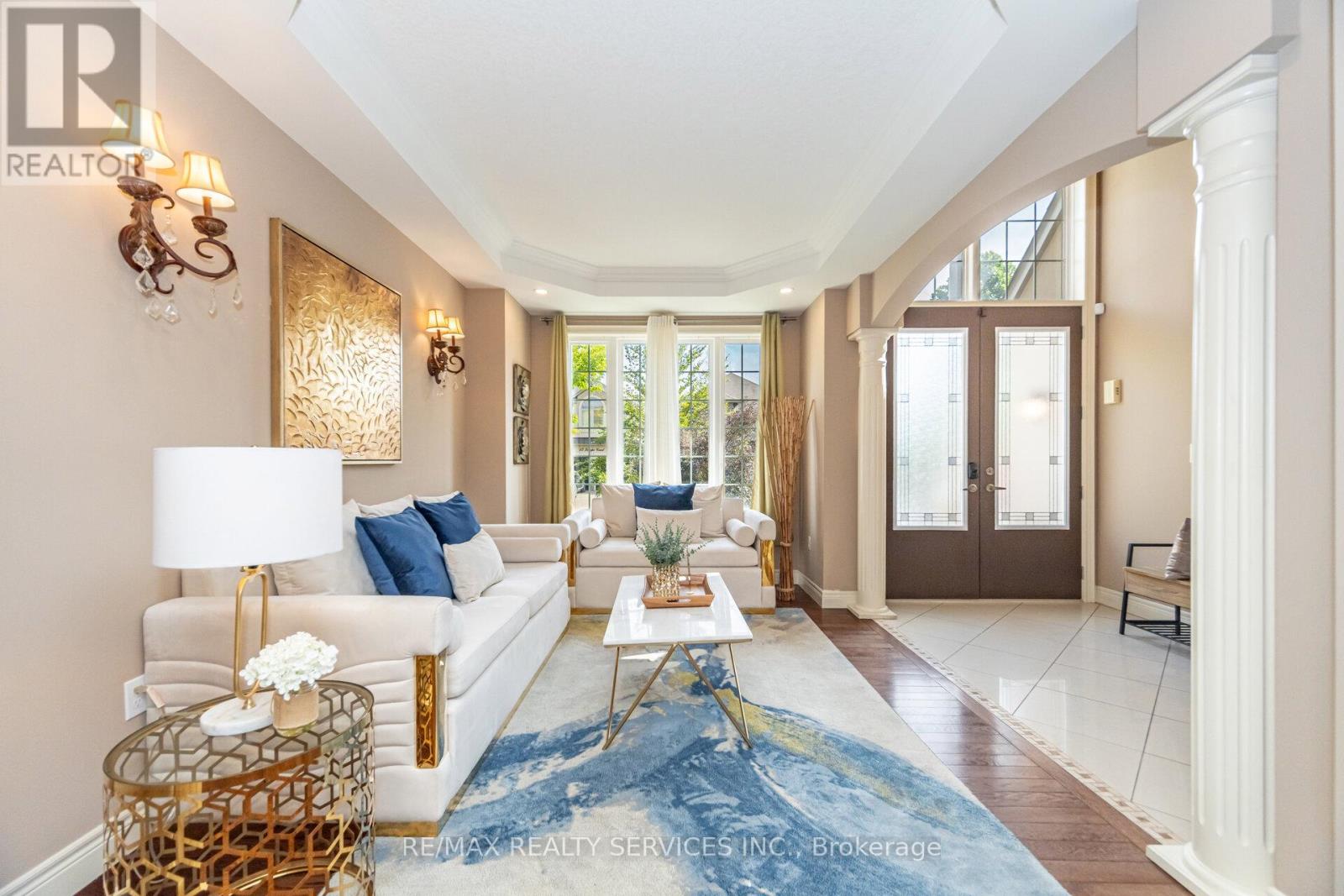 9 Lorupe Court, Hamilton, Ontario  L9G 0B4 - Photo 9 - X12967834