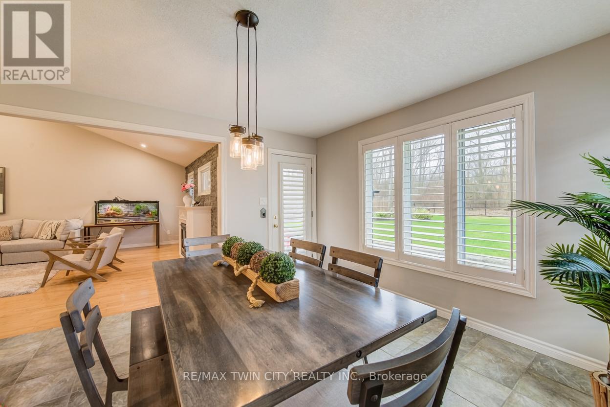 77 Laschinger Boulevard, Wilmot, Ontario  N3A 2G7 - Photo 15 - X12967838