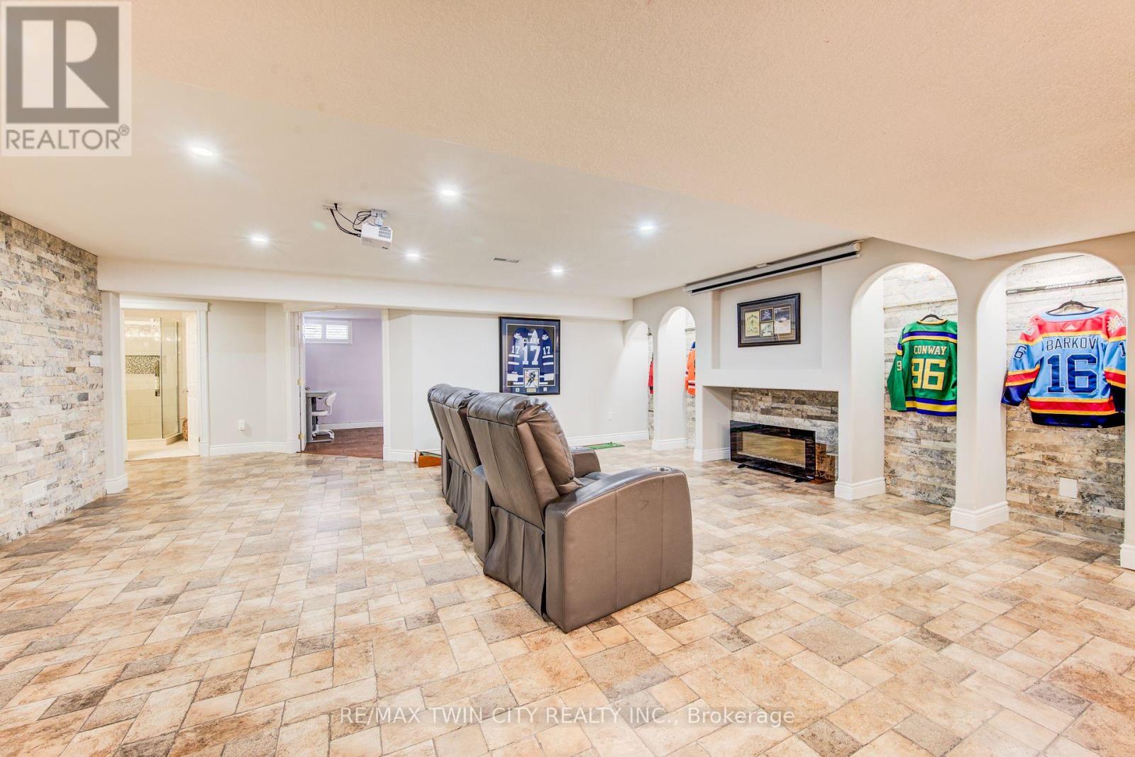 77 Laschinger Boulevard, Wilmot, Ontario  N3A 2G7 - Photo 33 - X12967838