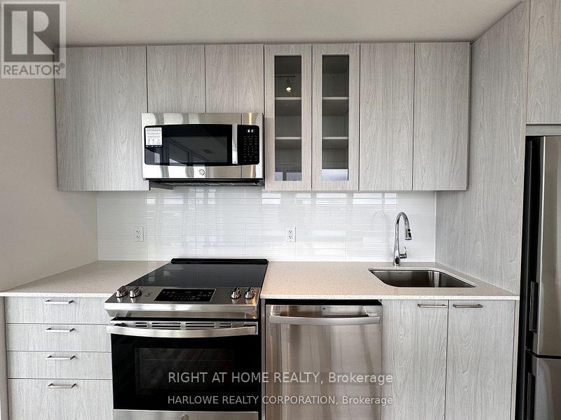 1404 - 185 Deerfield Road, Newmarket, Ontario  L3Y 0G7 - Photo 20 - N12965480