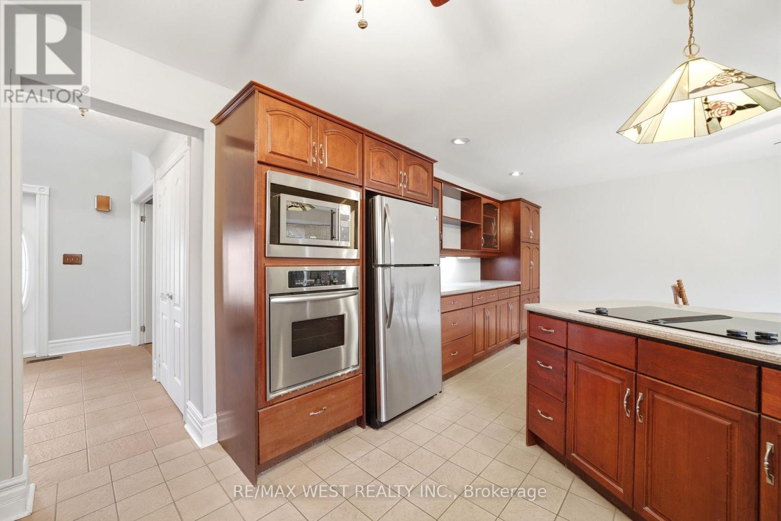 15637 Mclaughlin Road, Caledon, Ontario  L7C 1L9 - Photo 3 - W12964598