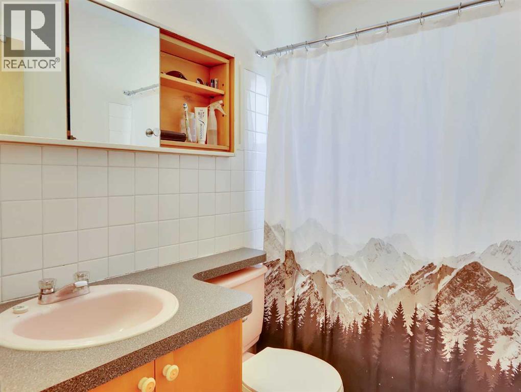 252 Three Sisters Drive, Canmore, Alberta  T1W 2M4 - Photo 9 - A2239562