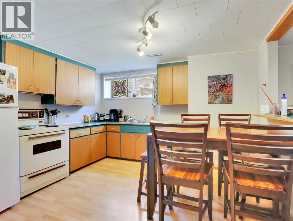 252 Three Sisters Drive, Canmore, Alberta  T1W 2M4 - Photo 16 - A2239562