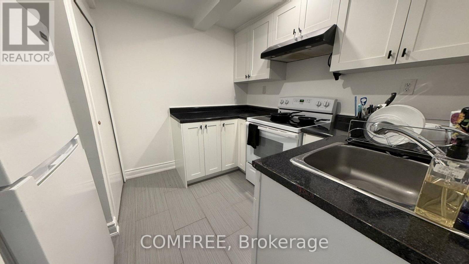 89 Seventeenth Street, Toronto, Ontario  M8V 3K5 - Photo 15 - W12967868