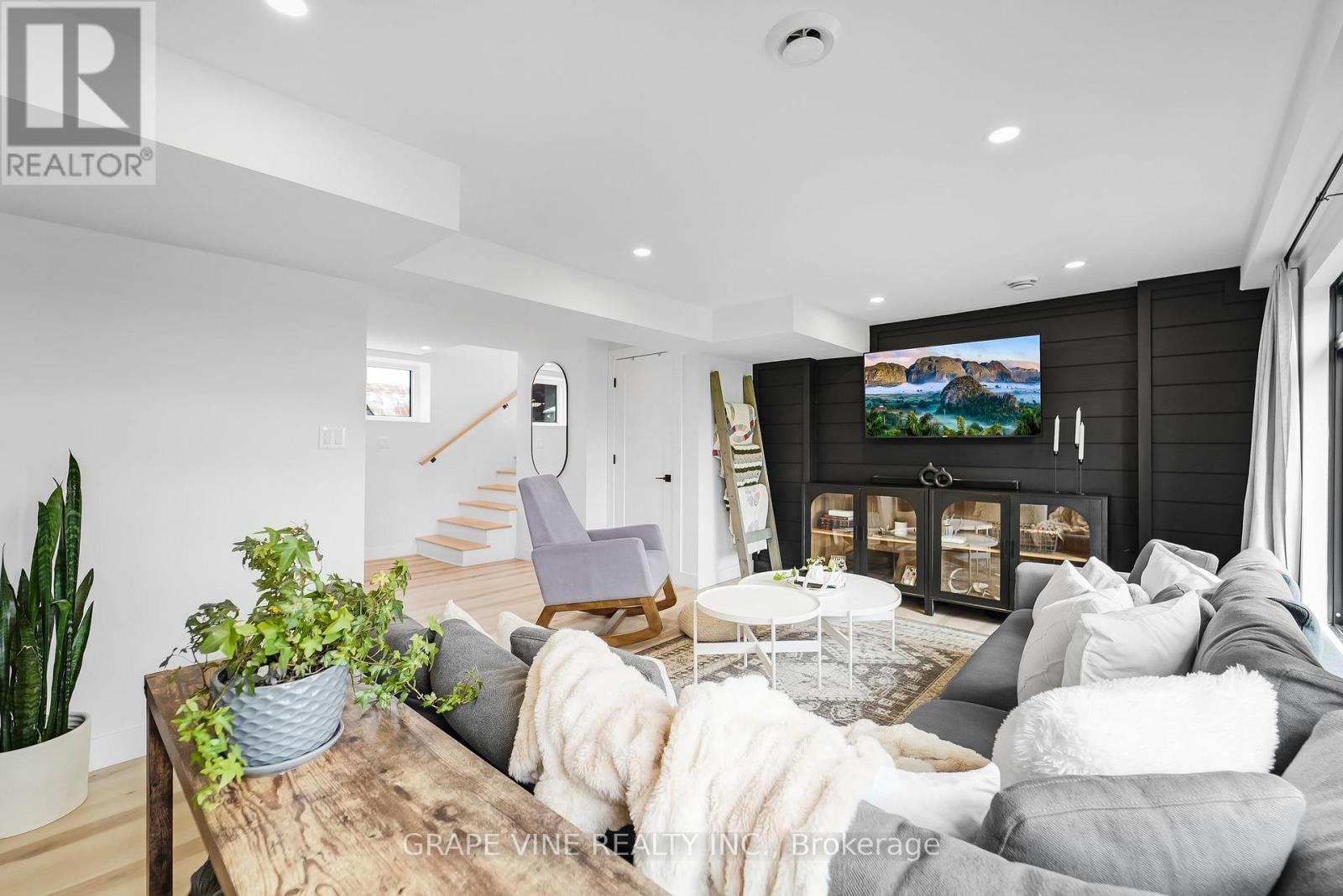 1671 County Rd 43 Road, North Grenville, Ontario  K0G 1G0 - Photo 18 - X12967864