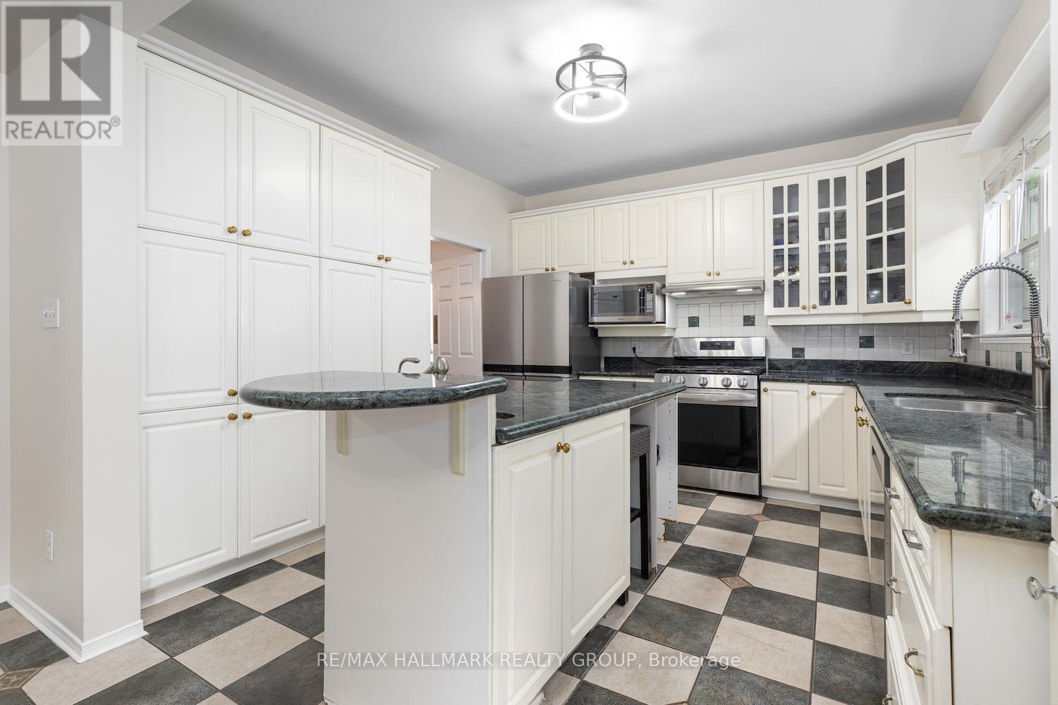 1404 Montresor Way, Ottawa, Ontario  K4A 3C5 - Photo 11 - X12967906