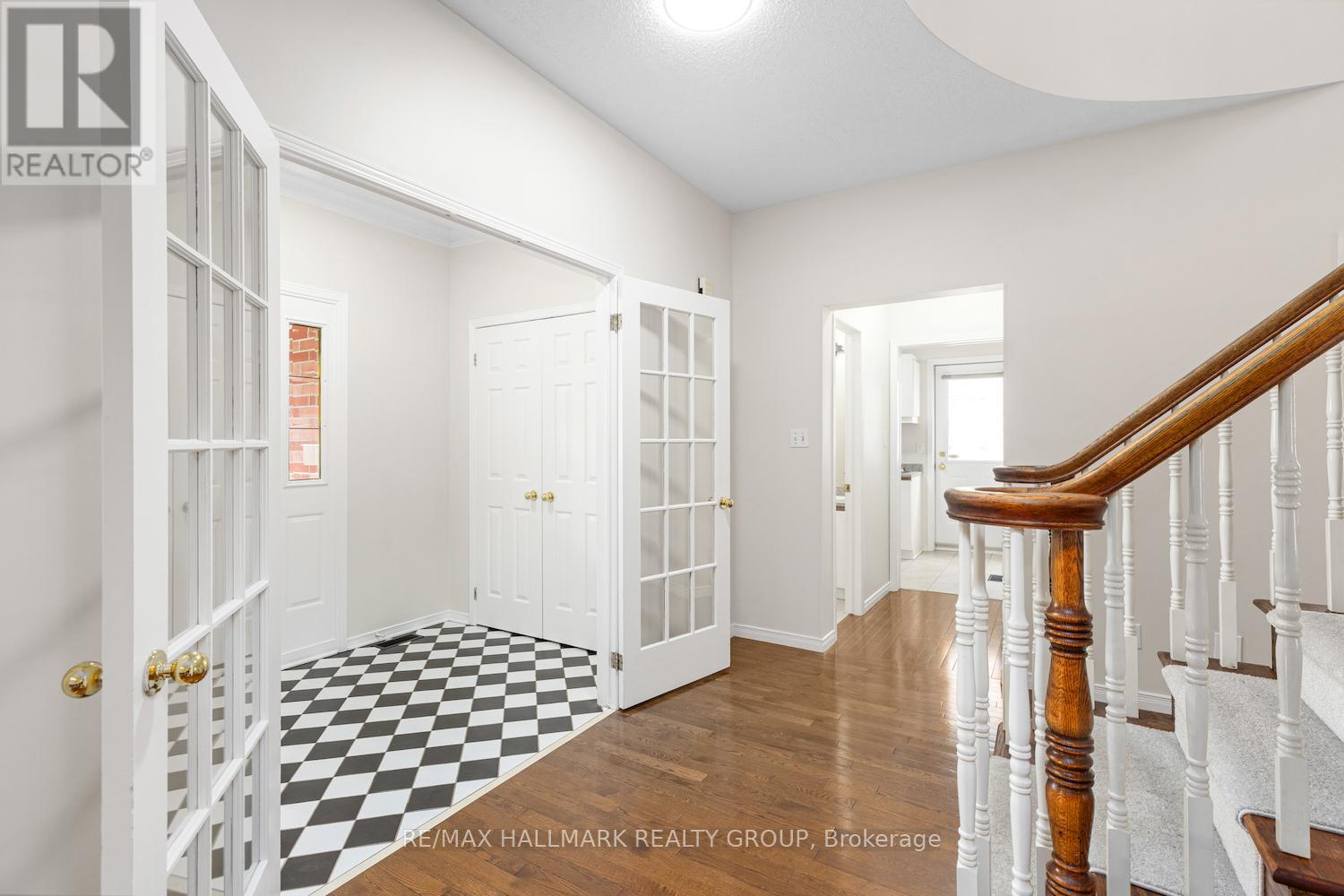 1404 Montresor Way, Ottawa, Ontario  K4A 3C5 - Photo 3 - X12967906