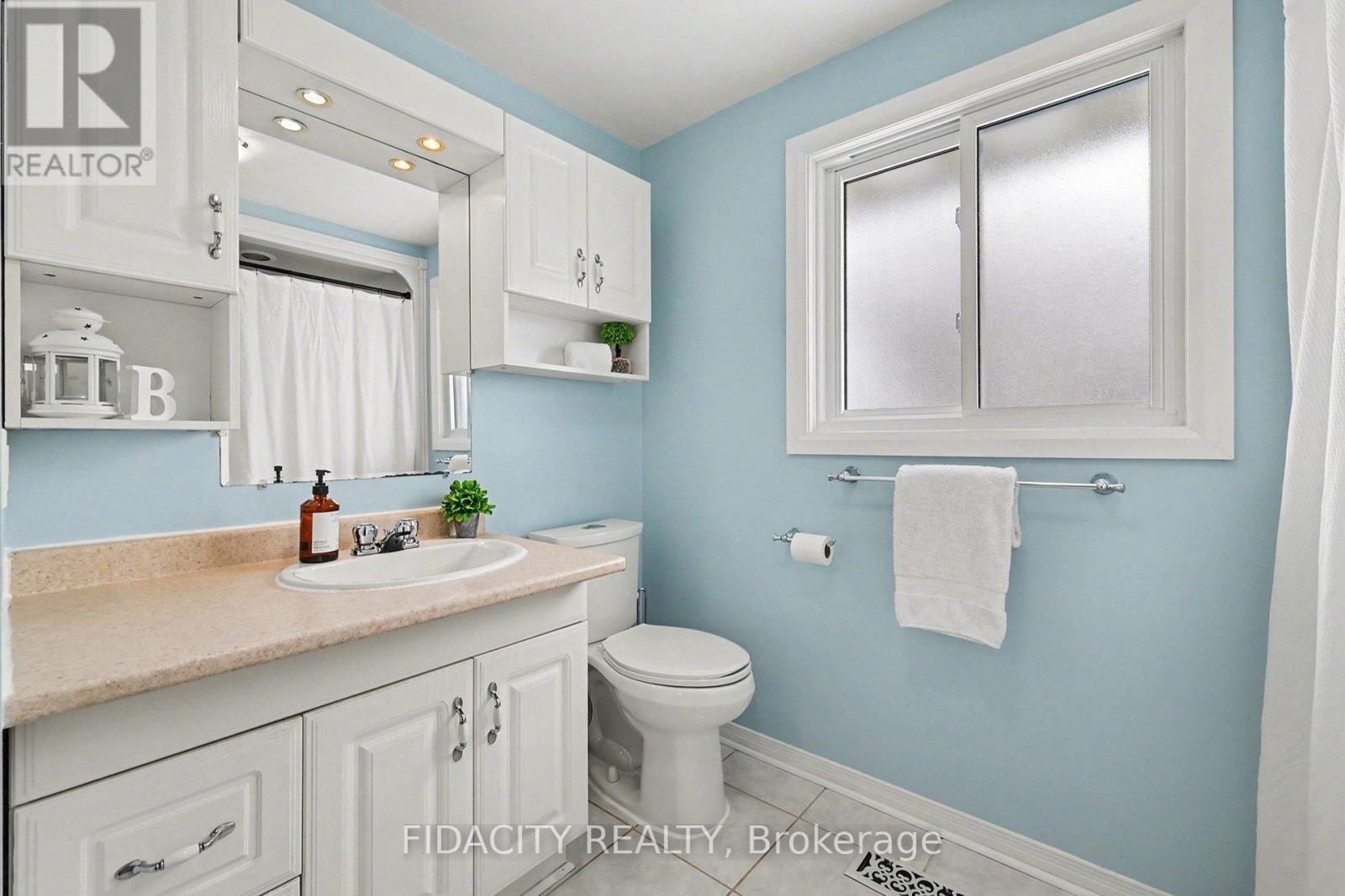 28 Glamorgan Drive, Ottawa, Ontario  K2L 1P9 - Photo 19 - X12967944