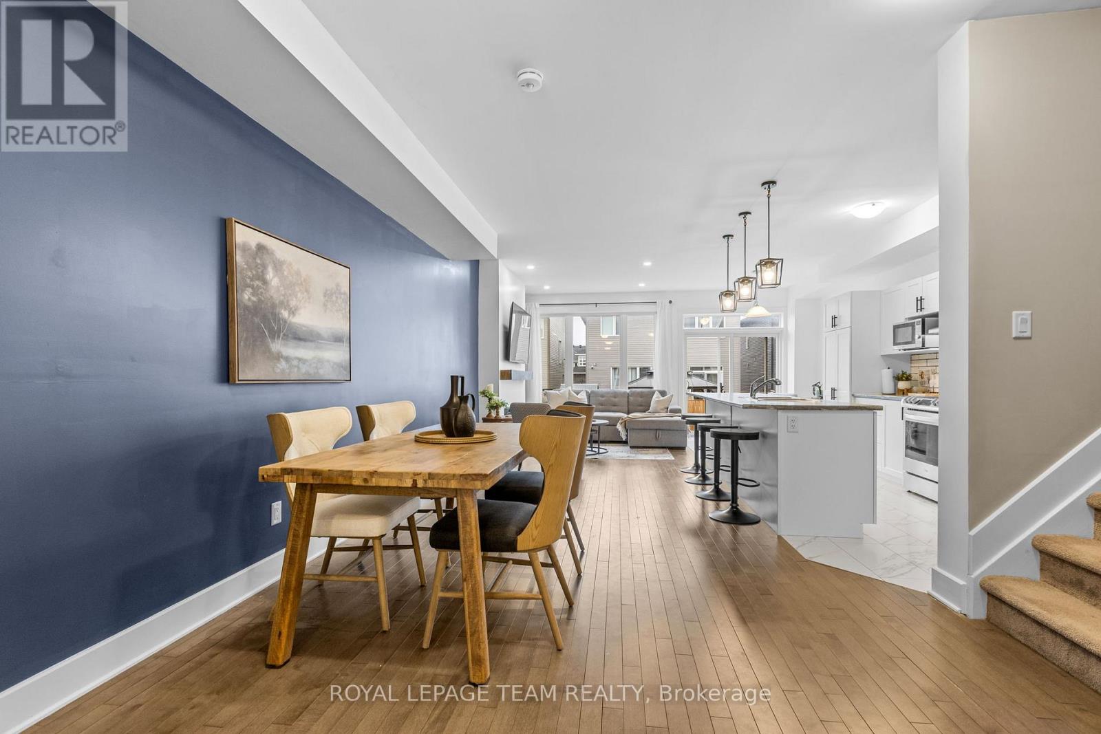 20 Antonakos Drive, Carleton Place, Ontario  K7C 0L1 - Photo 2 - X12967962