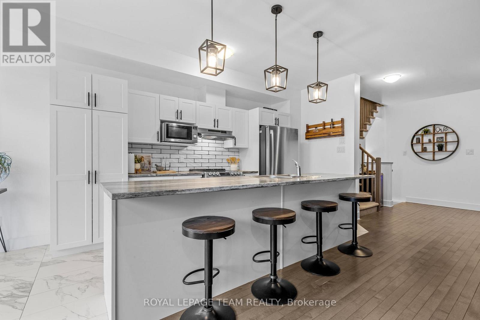 20 Antonakos Drive, Carleton Place, Ontario  K7C 0L1 - Photo 6 - X12967962