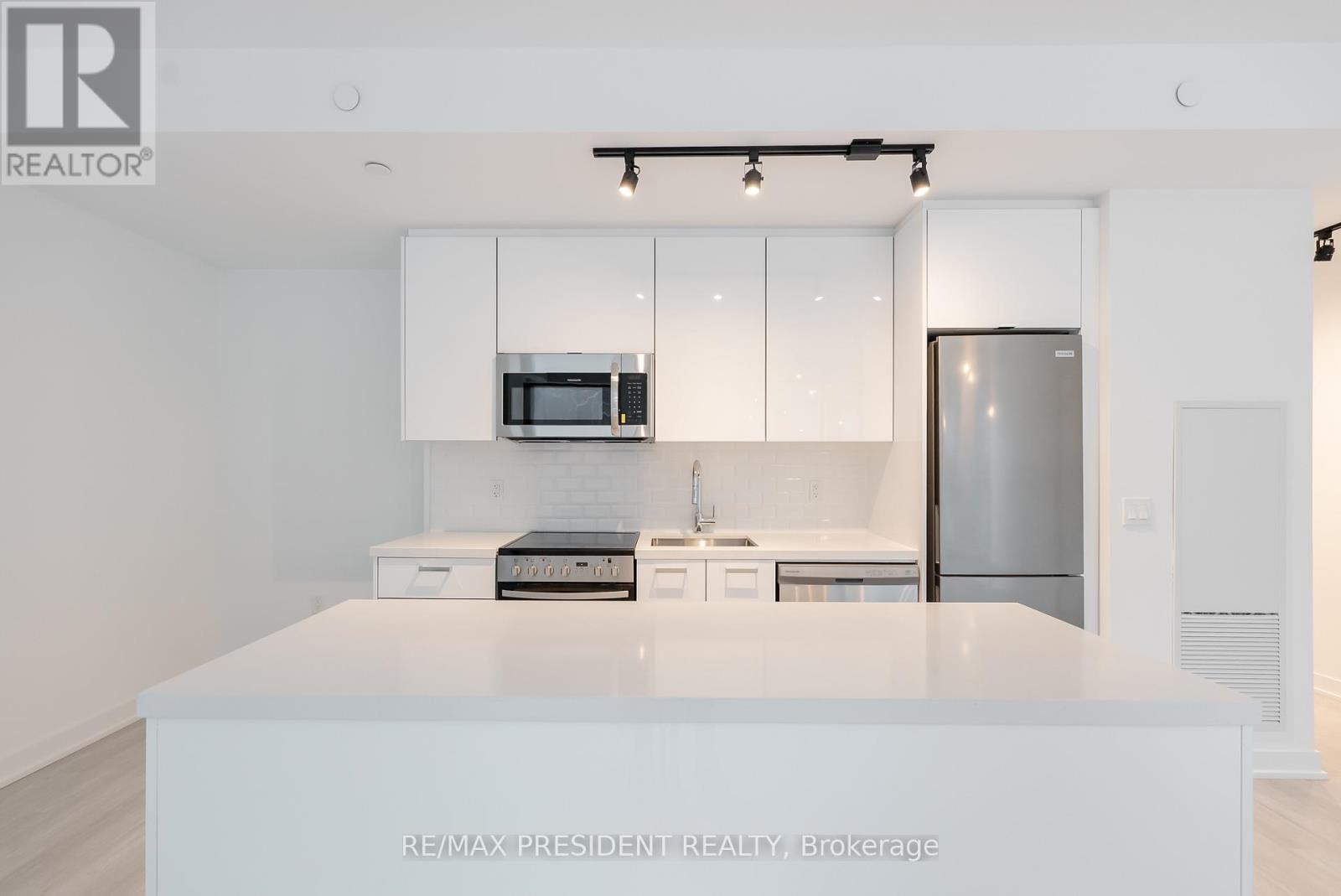 302 - 284 King Street, Toronto, Ontario  M5A 0K3 - Photo 6 - C12965292