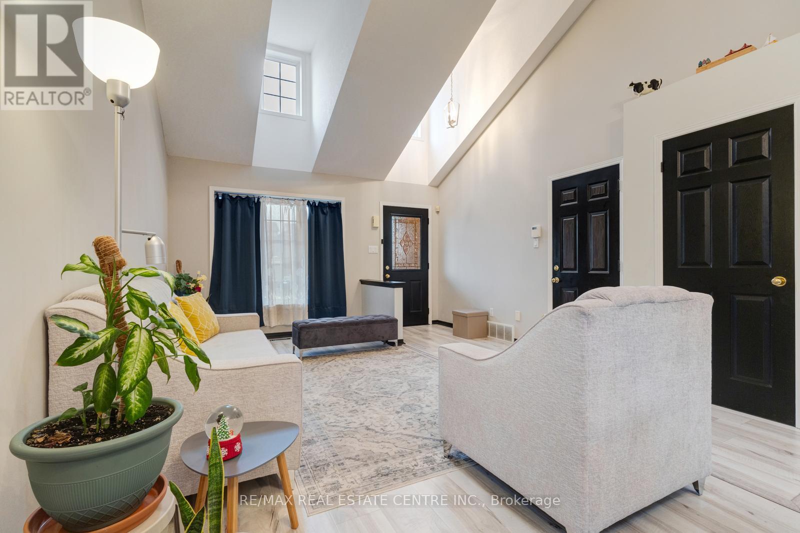 103 Biscayne Crescent, Orangeville, Ontario  L9W 5E5 - Photo 15 - W12957856