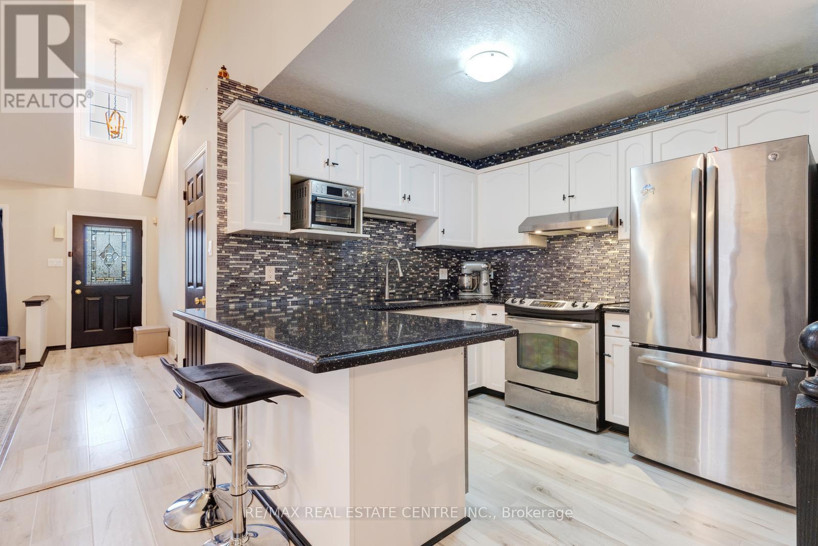 103 Biscayne Crescent, Orangeville, Ontario  L9W 5E5 - Photo 19 - W12957856